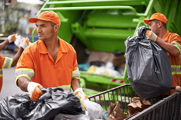 Best Commercial Cleanout Services  in Dinuba, CA